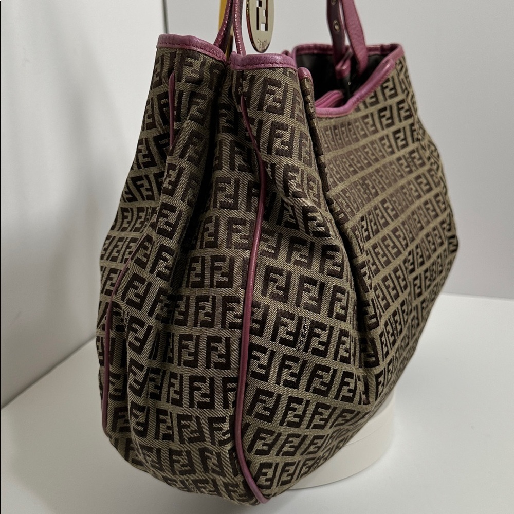 💯Authentic Fendi Zucchino Canvas and Leather Charm Shoulder Bag🍀 - Picture 4 of 17